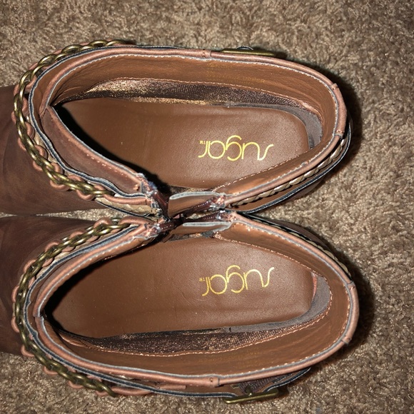 Booties - Picture 4 of 4